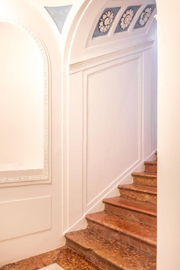 Moncada Suites & Apartments Palermo Exterior photo